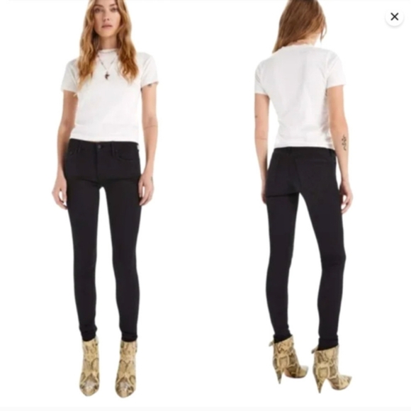 Mother High Waisted Looker Jeans in Not Guilty, Size 29 - Picture 1 of 16